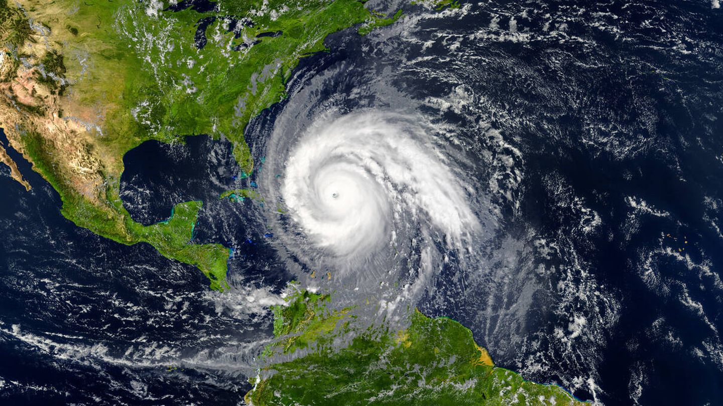 Un huracán se aproxima a la costa de EE.UU., México y las islas del caribe. (iStock)