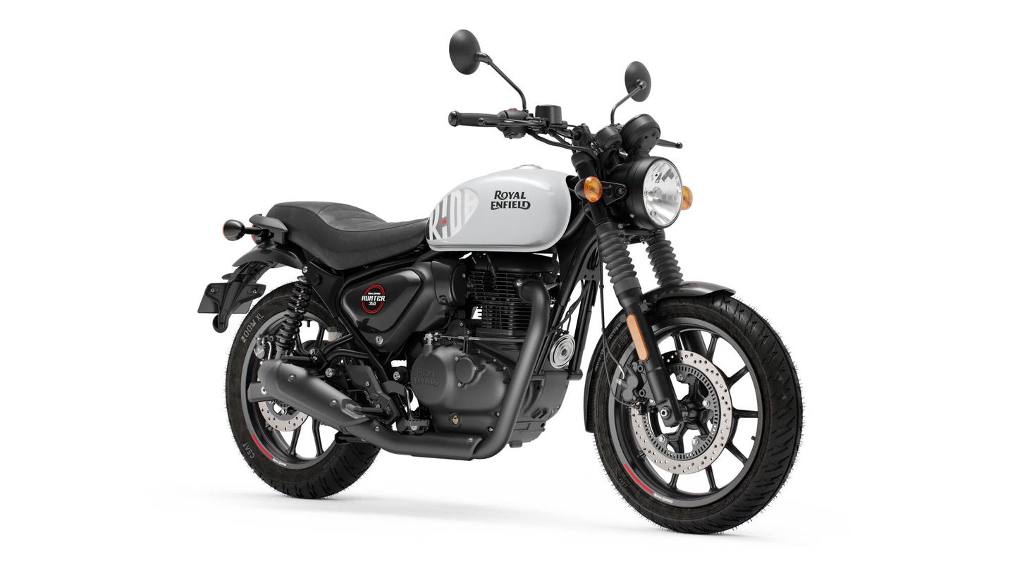 La marca india define a la Hunter 350 como 'roadster', una moto para disfrutar de la carretera.