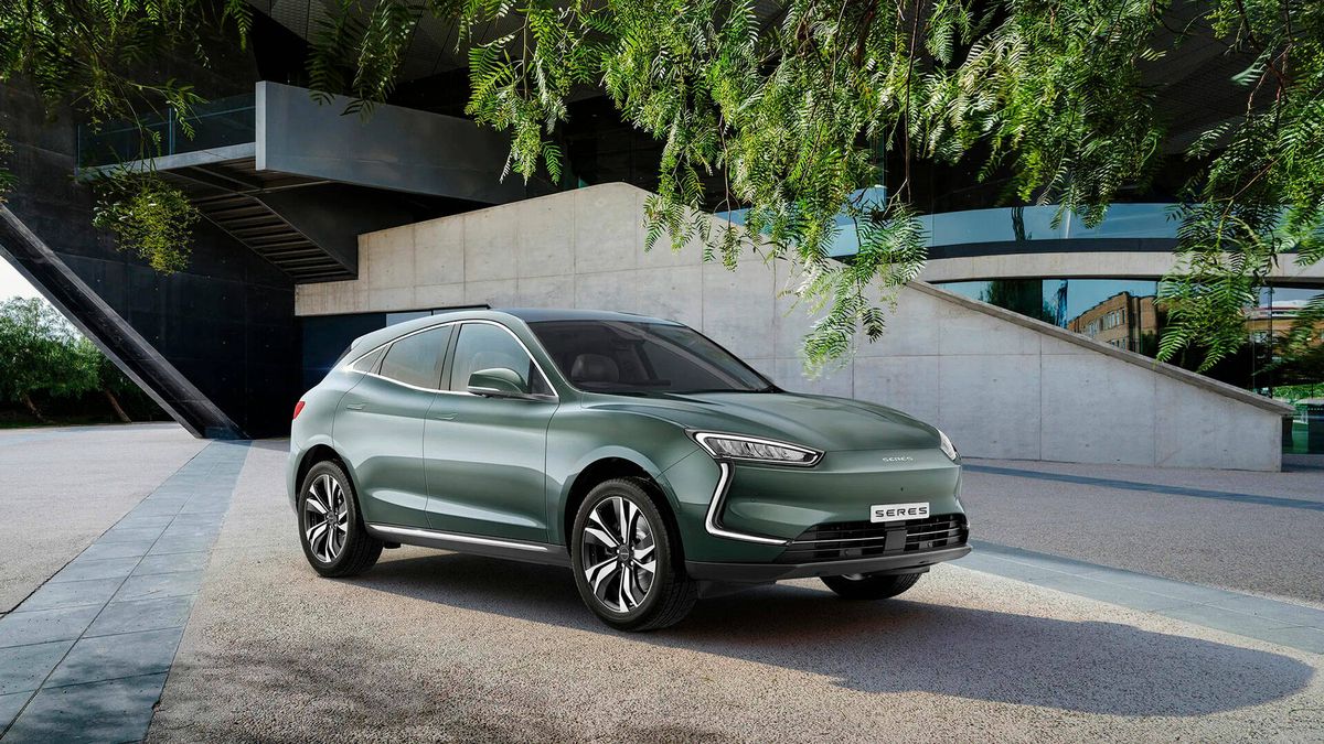 La marca china Seres, a punto para su segundo SUV eléctrico en España: el Seres 5