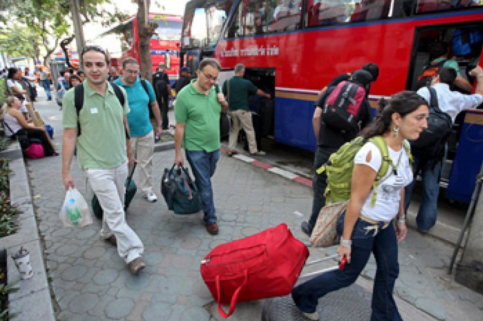 Foto: Los turistas españoles bloqueados en Bangkok serán repatriados hoy