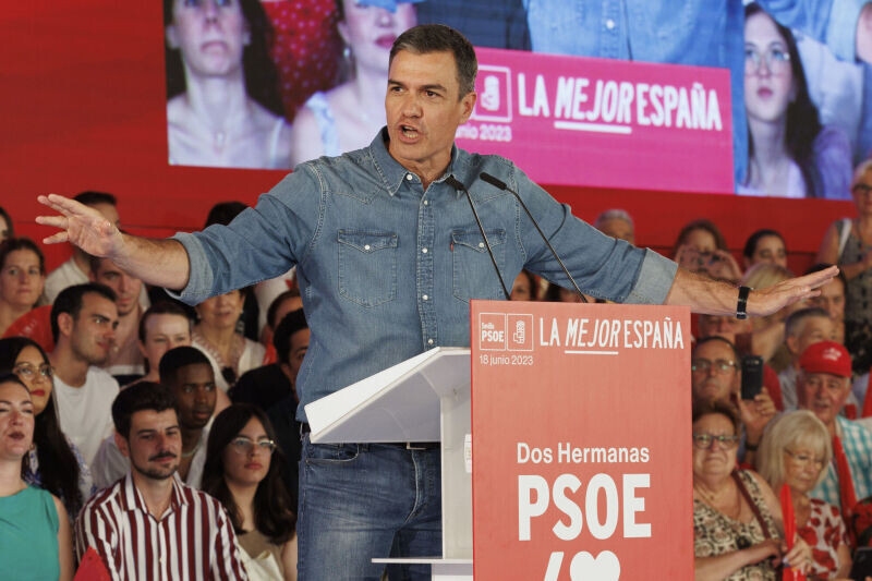 Foto de Entre el talismán de Dos Hermanas y los escándalos de Zapatero: así empieza Sánchez hacia la convocatoria electoral