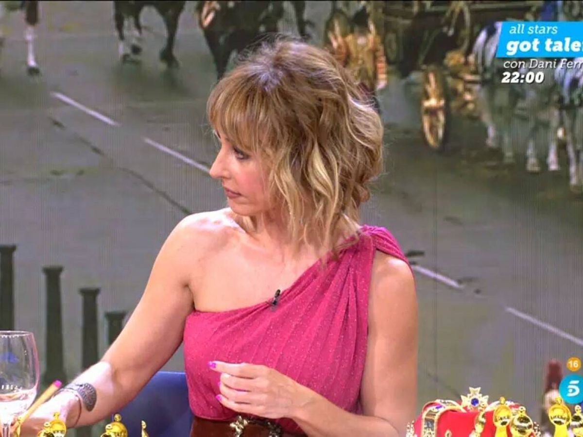 Foto: Emma García, presentadora de 'Fiesta'. (Mediaset España)
