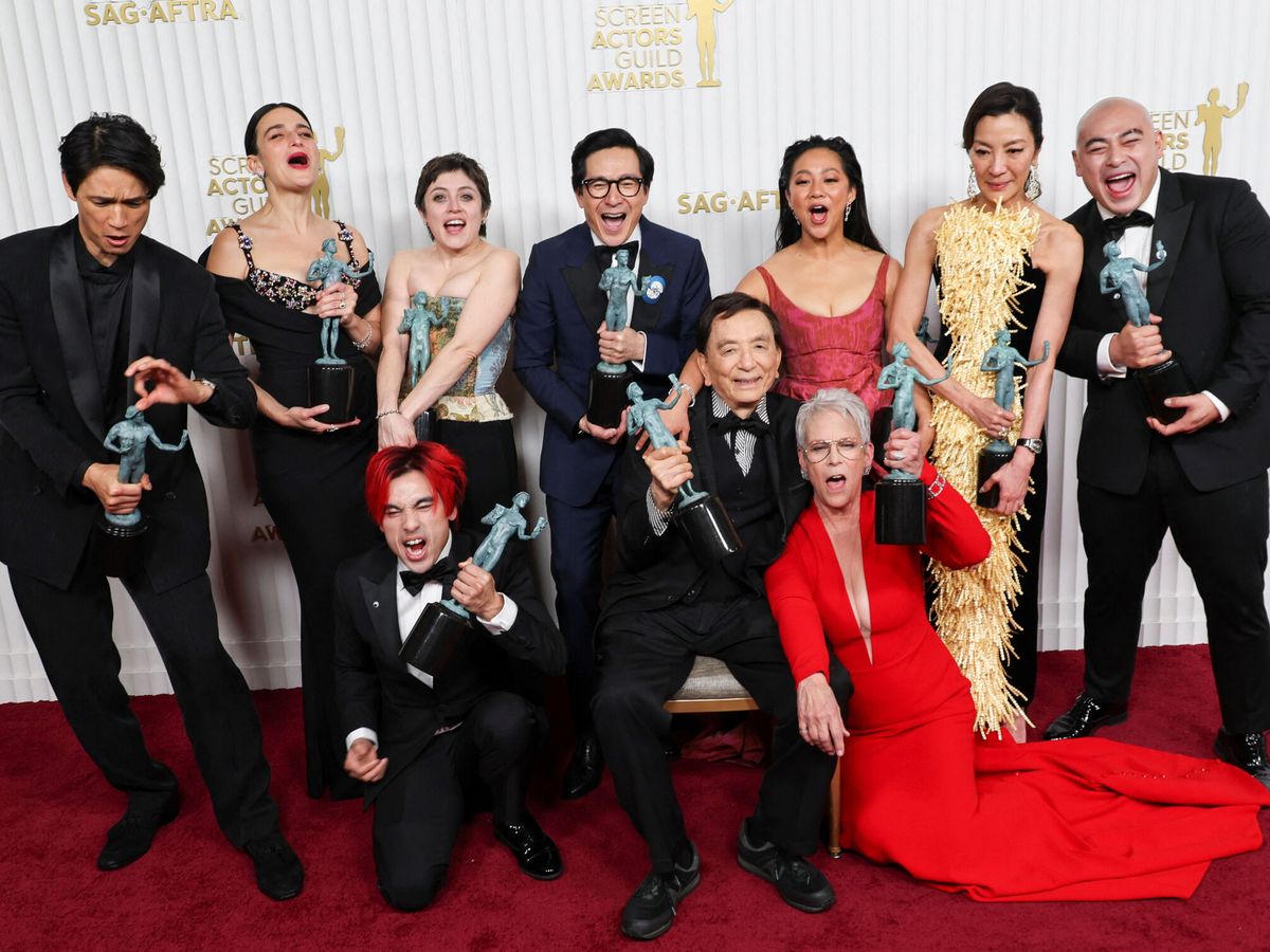 Foto: Todo a la vez en todas partes' se hace fuerte como favorita para los Oscar: ¿ganará Michelle Yeoh? (Reuters/Aude Guerrrucci)