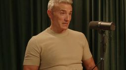 Felipe Isidro, catedrático en educación física: "El sedentarismo envejece mucho más rápido de lo que pensamos. Nuestro cuerpo está diseñado para moverse. Y no, no hace falta vivir en el gimnasio" 