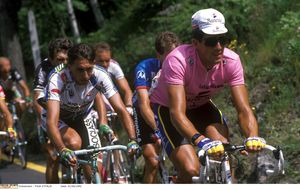El Giro llega a Oropa, donde Indurain estuvo contra las cuerdas 