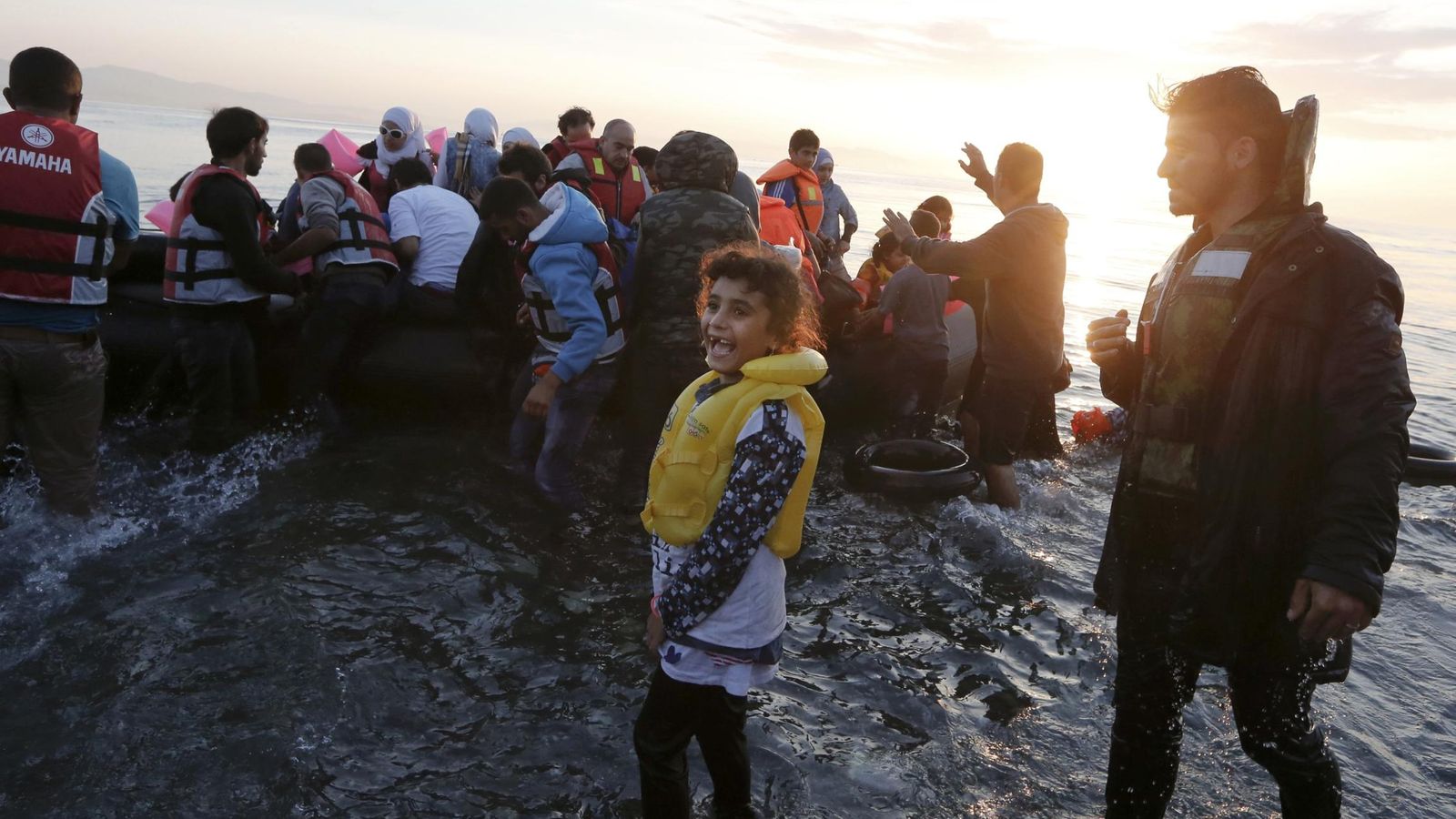 Foto: Refugiados sirios llegan a la isla de Kos. (Reuters)