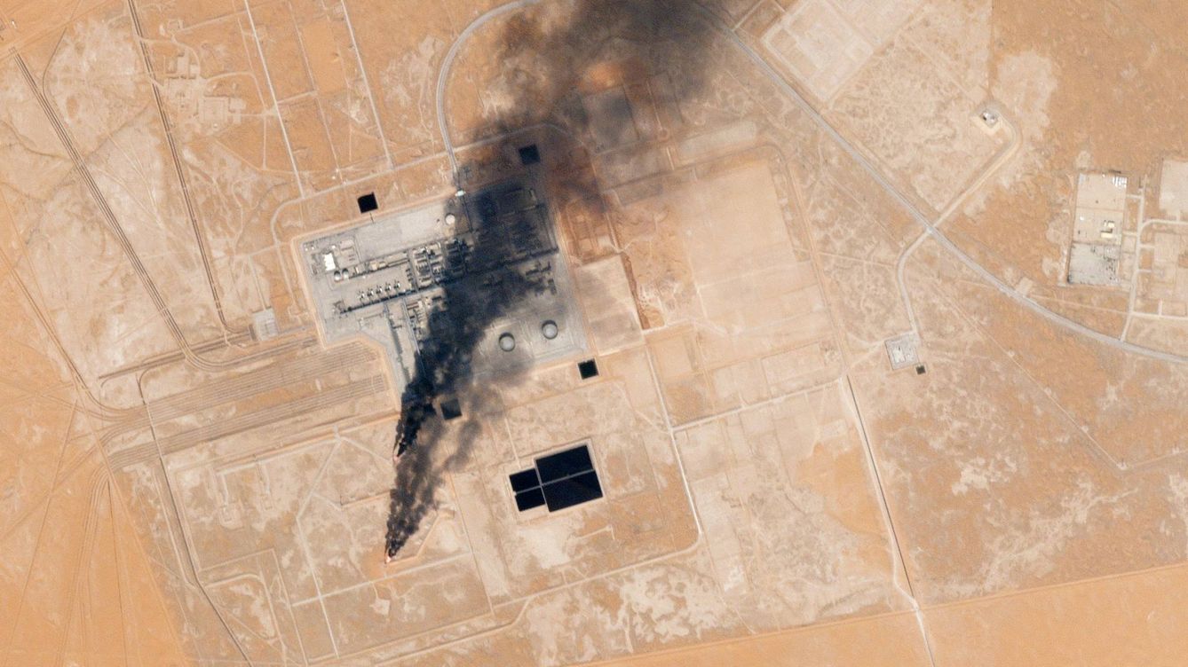 Foto: Planta de procesamiento de petróleo de Khurais, Arabia Saudía. (Foto: Planet Labs)