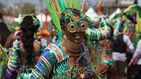 El Carnaval vuelve a las calles tras la calima y los incendios en Canarias