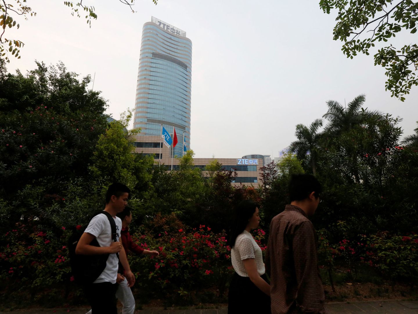 La sede de Shenzhen de ZTE desde la que saltó el trabajador. (Reuters/Bobby Yip)