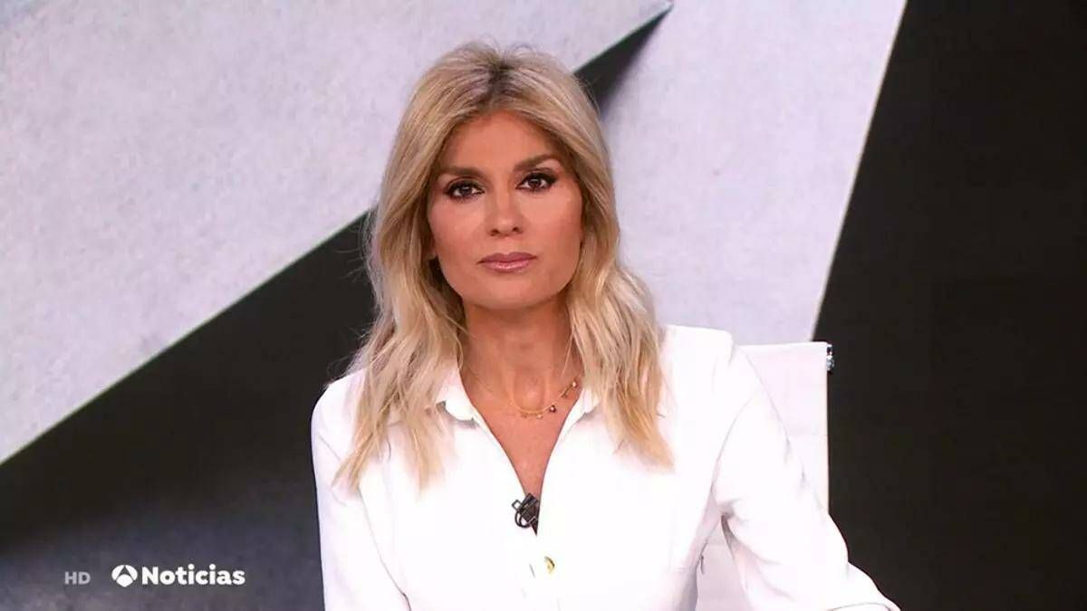 "Nos has hecho mejores": la sentida despedida de Sandra Golpe a uno de los puntales de 'Antena 3 noticias'