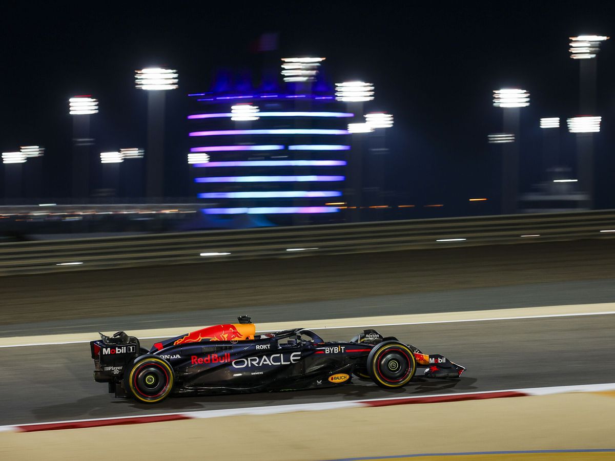 Foto: Alonso pone negro el futuro a Red Bull. (Europa Press/Eric Alonso)