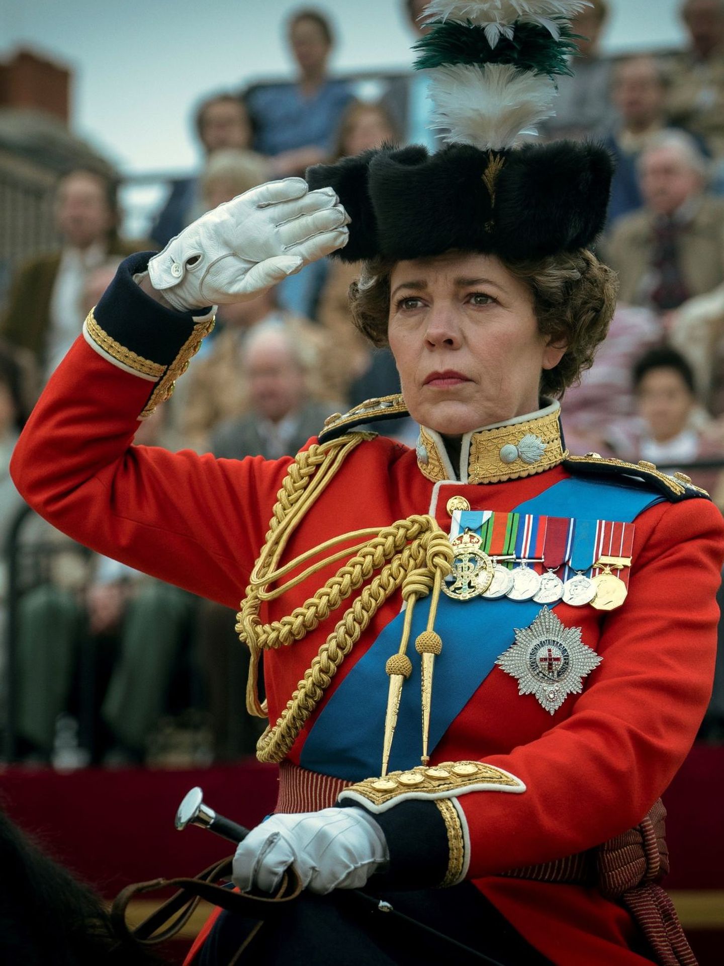 La actriz Olivia Colman, como la reina Isabel II en 'The Crown'. (EFE/Netflix/Daniel)