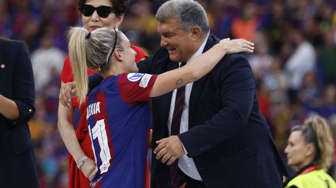 La euforia desmedida de Laporta con el Barça femenino y el dolor por apuñalar a Xavi