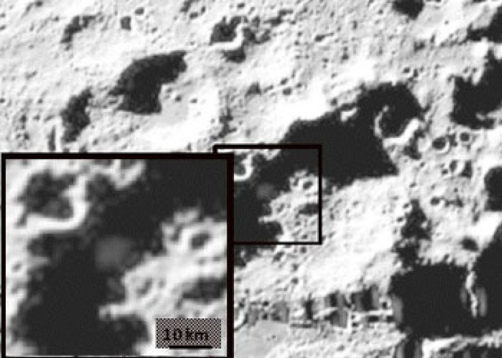 Foto: La NASA confirma la presencia de agua en un cráter lunar