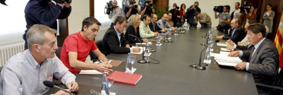 Foto: El comité de empresa de Figueruelas rechaza el plan  de Magna y anuncia la convocatoria de una huelga