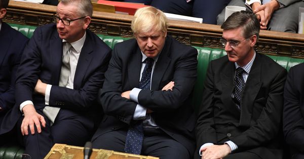 Foto: Britain's prime minister boris johnson, chancellor of the duchy of lancaster michael gove, and leader of the house of commons jacob rees-mogg attend in the house of commons in london