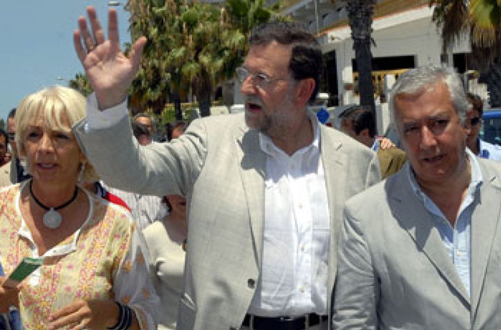 Foto: Arenas convence a Rajoy para ‘echarse al monte’ en Dos Hermanas, santuario del PSOE andaluz