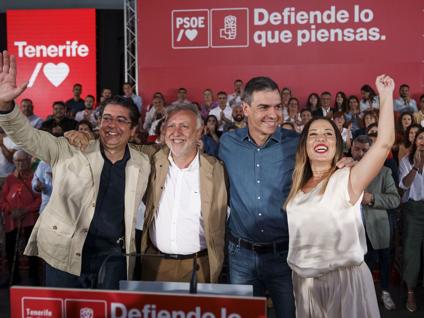 El presidente del Gobierno de España, Pedro Sánchez, en una visita a Canarias antes del 28-M para arropar a sus candidatos. (EFE/Ramón de la Rocha)