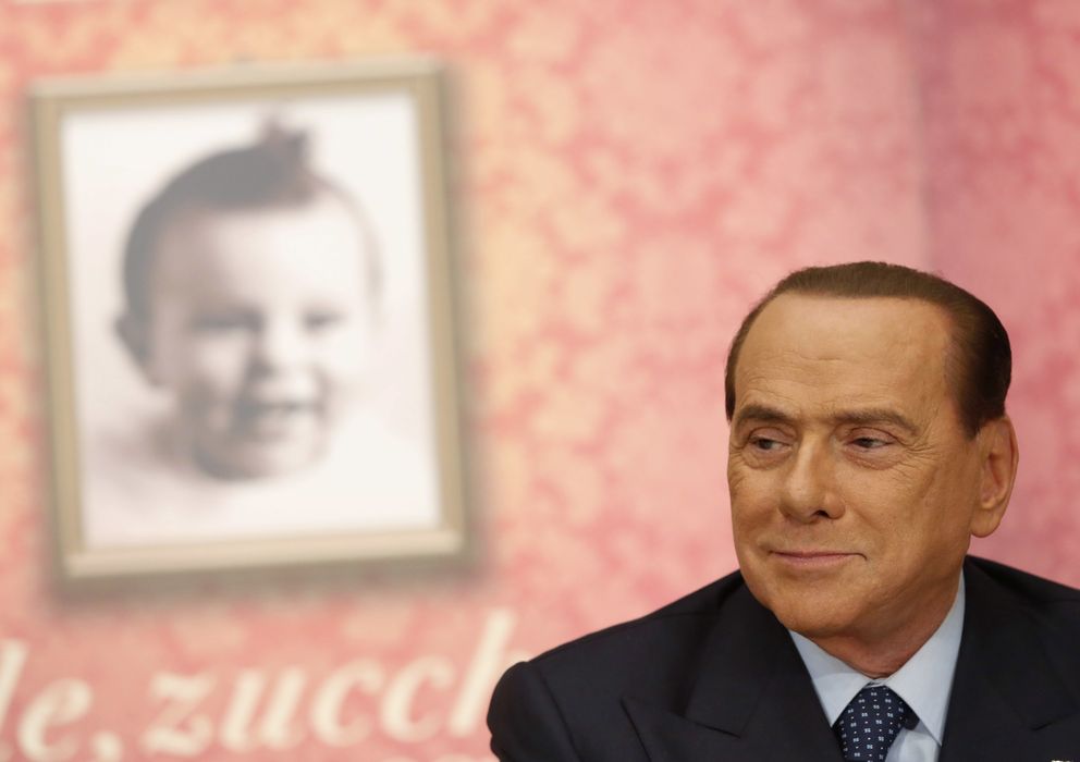 Foto: Silvio Berlusconi, en una imagen de archivo en la presentación del libro 'Sale, zucchero e caffe' en Roma (Gtres)