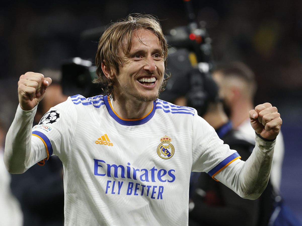 Foto: Luka Modric celebra el triunfo del Real Madrid contra el PSG. (EFE/Sergio Pérez)