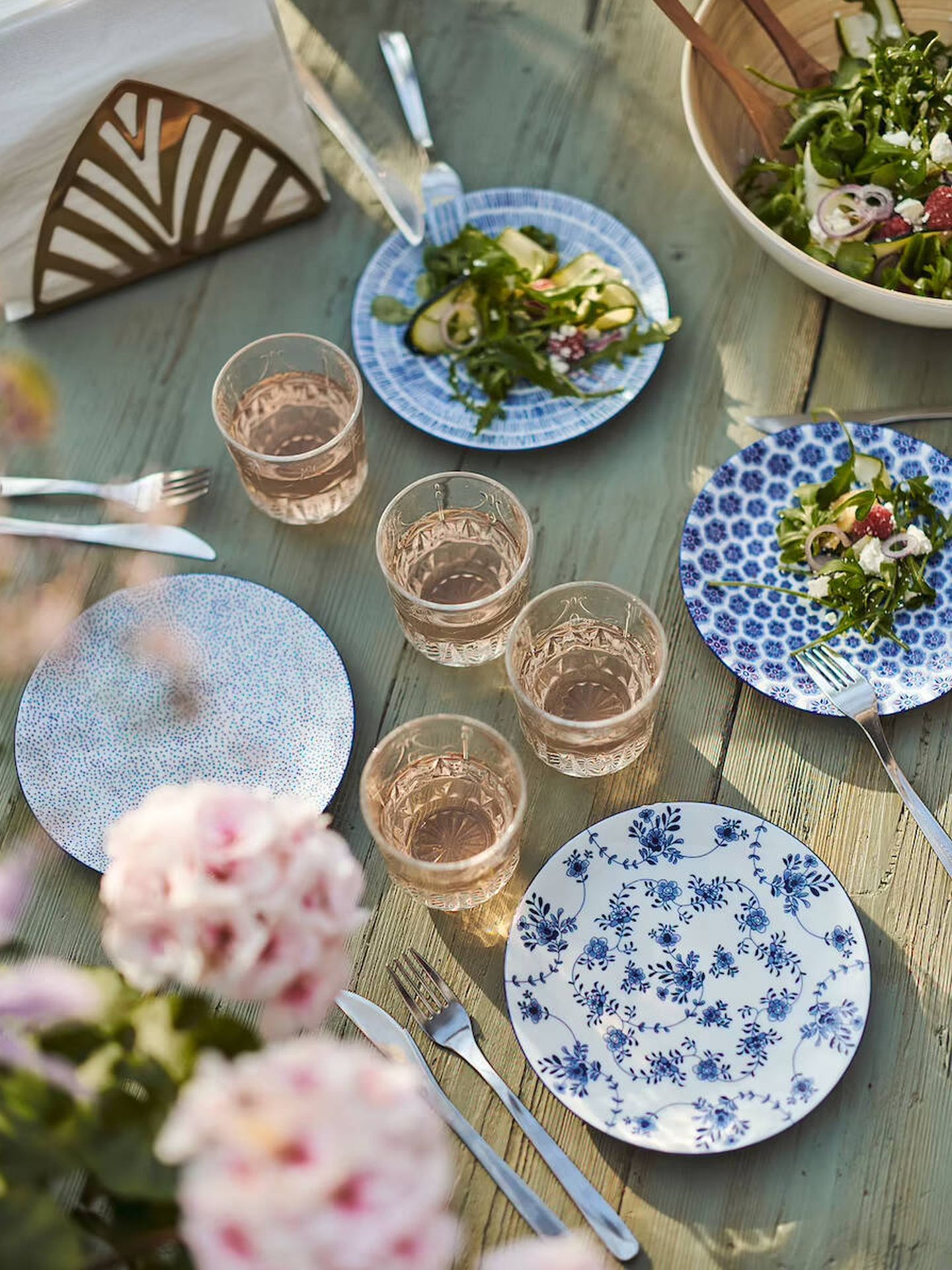 Vajillas y copas para la primavera. (Cortesía/Ikea)