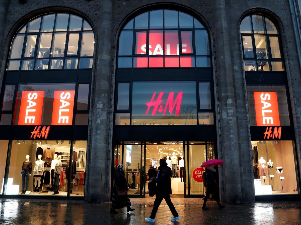 Foto: Tiendas de H&M en Berlín. (EFE/Felipe Trueba)