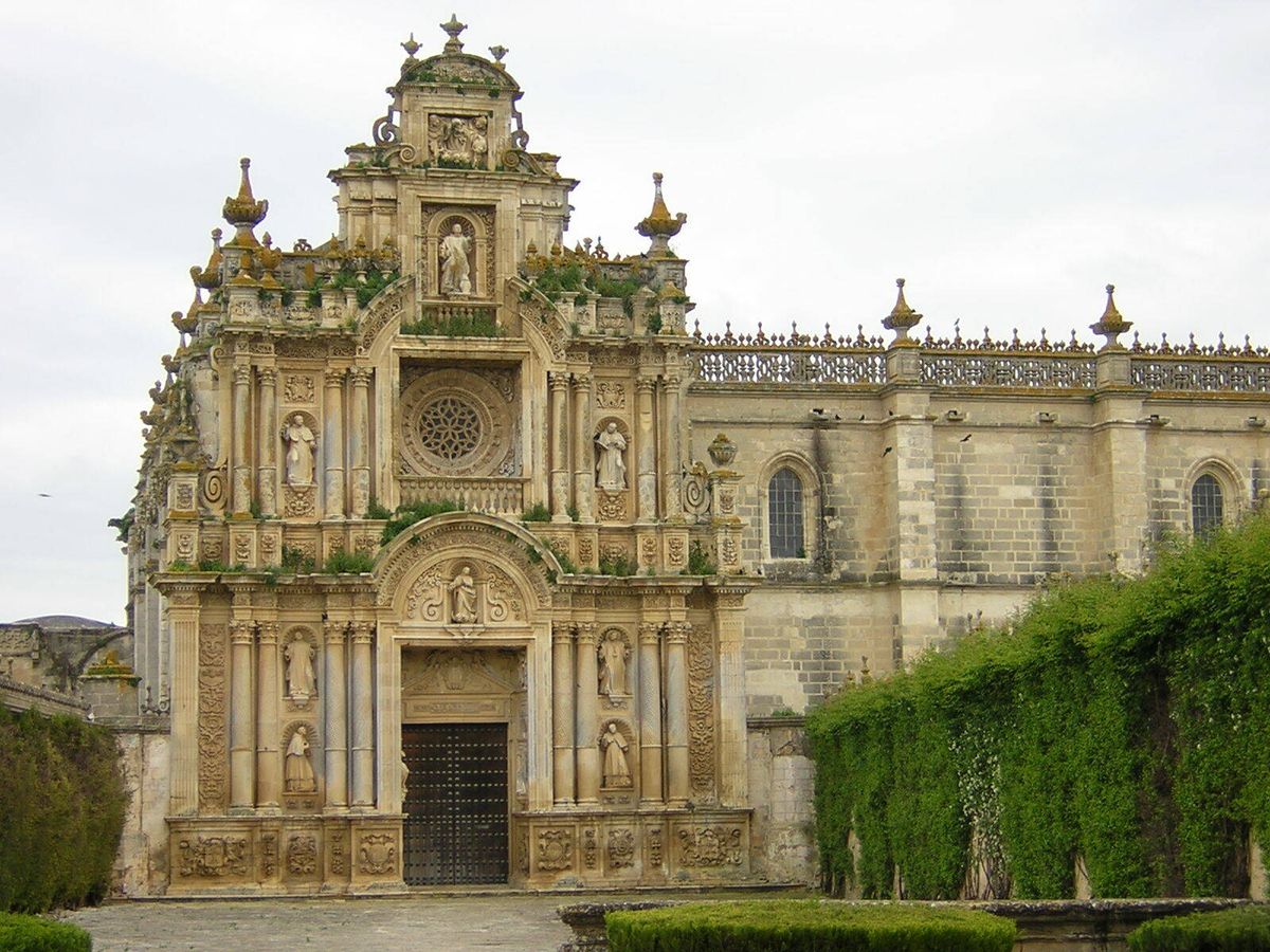 Foto: Vista de la Iglesia de la Cartuja de Santa María de la Defensión, en Jerez de la Frontera. (Wikimedia)
