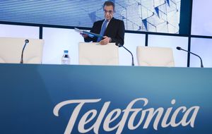 Telefónica presenta al fin una oferta de 725 millones por Canal+