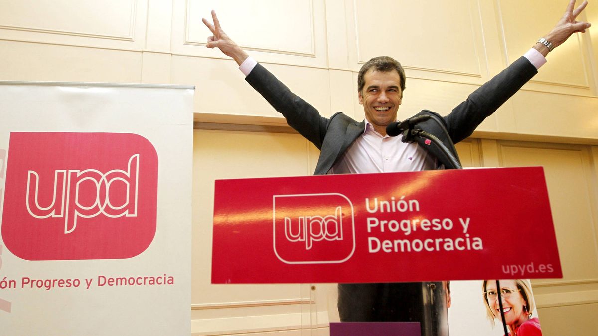 Toni Cantó se mofa de Rajoy en Twitter: "¿No queríaish comparecencia?"