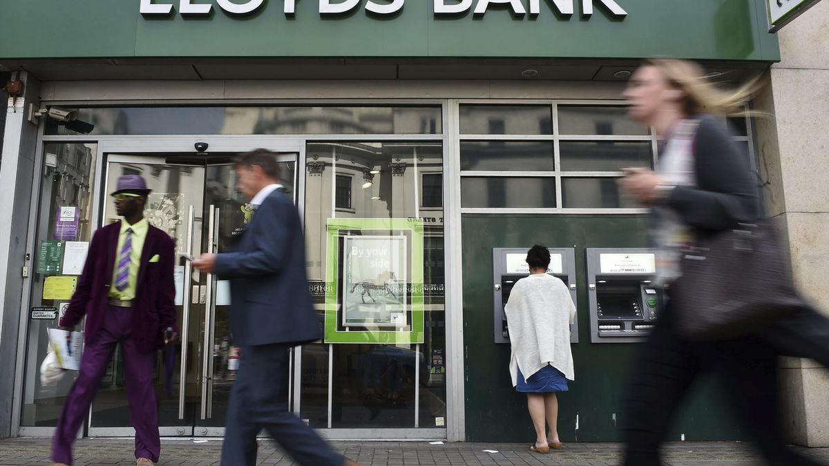 La banca tiene margen para cerrar otras 8.000 oficinas... pero no será suficiente