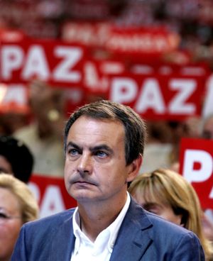 Zapatero cede a las presiones de un sector del PSOE y reduce su anuncio a que en junio iniciará el diálogo con ETA