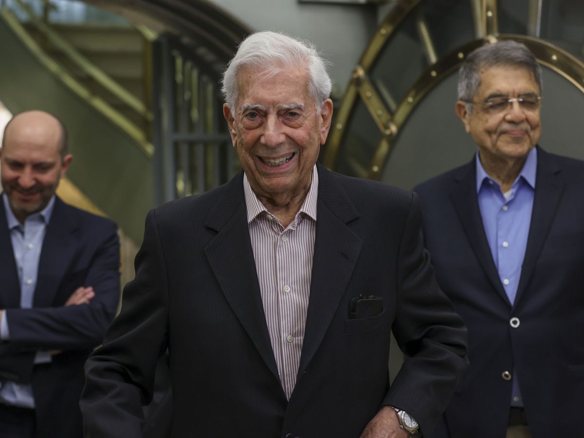 Foto: El Nobel de Literatura Mario Vargas Llosa. (EFE/Kiko Huesca)