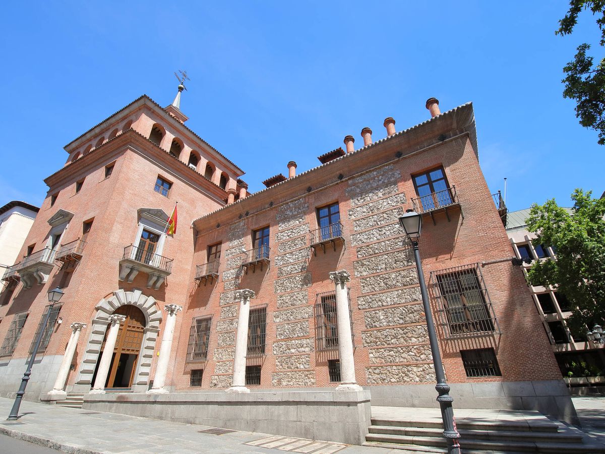 Foto: Casa de las siete chimeneas en Madrid. (iStock)