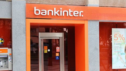 Bankinter aprovecha la incertidumbre en UBS para reforzarse con una banquera 