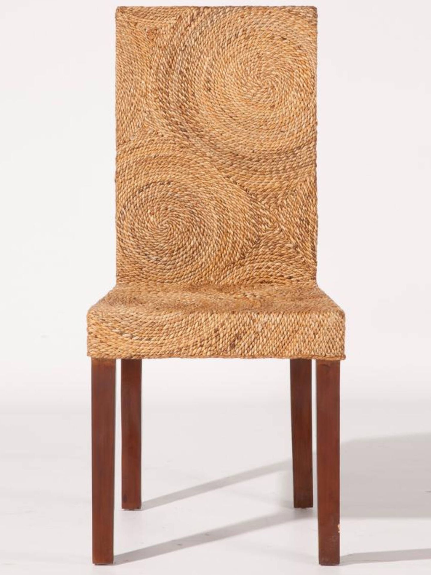Descubre la silla de Banak con tejido natural. (Cortesía)