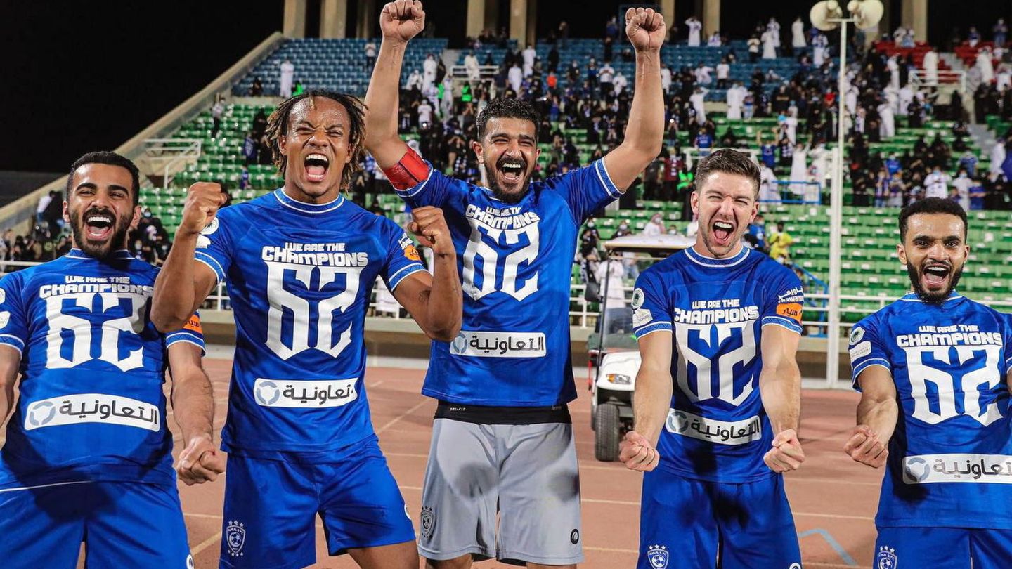 Los jugadores del Al Hilal celebran la Champions asiática. (EFE/Luis Díaz)