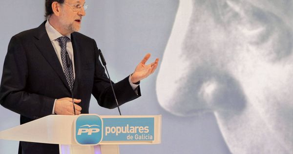 Foto: Mariano Rajoy en el homenaje póstumo al presidente fundador del Partido Popular, Manuel Fraga. (EFE)