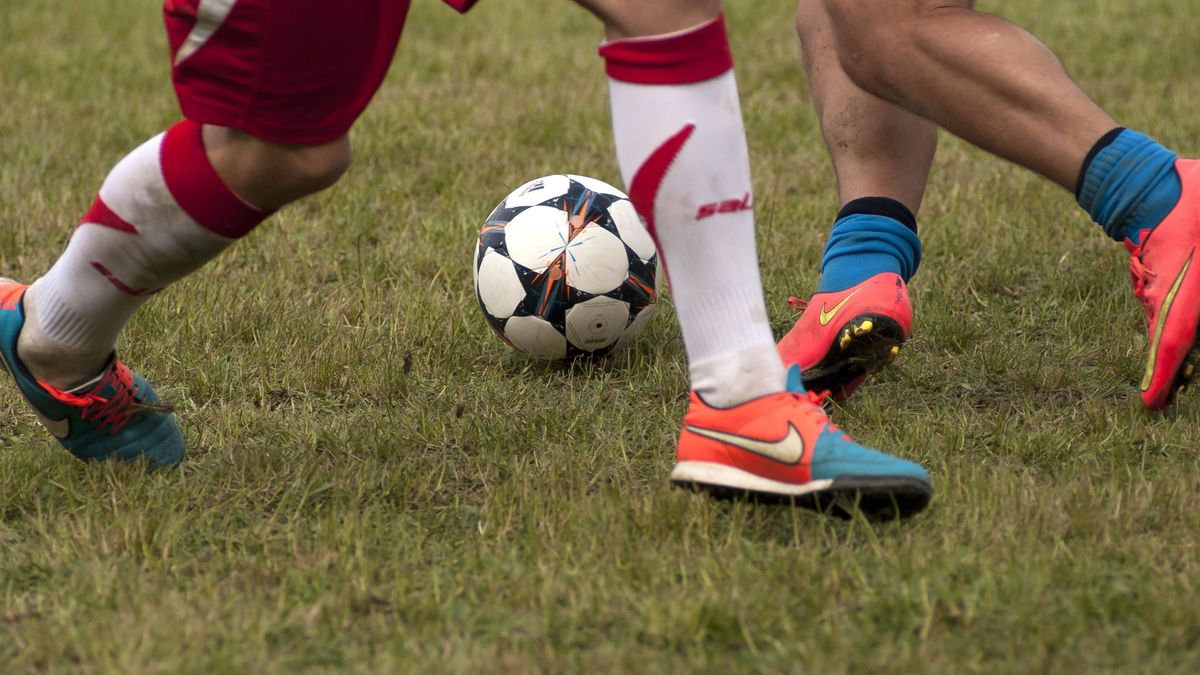 Fallece un jugador de 33 años en Almería tras desvanecerse en un partido