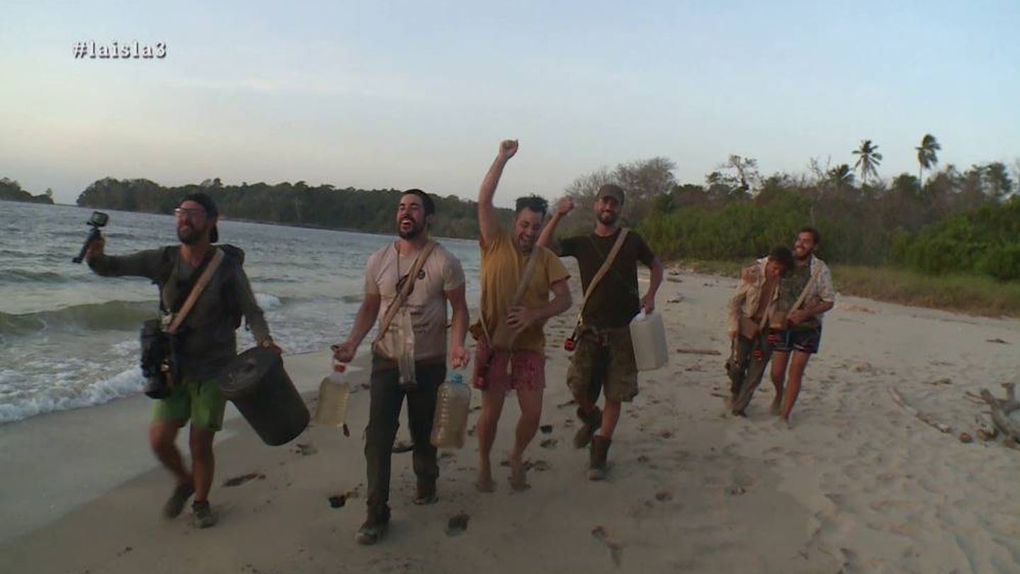 Los participantes de 'La isla' regresan a la playa.
