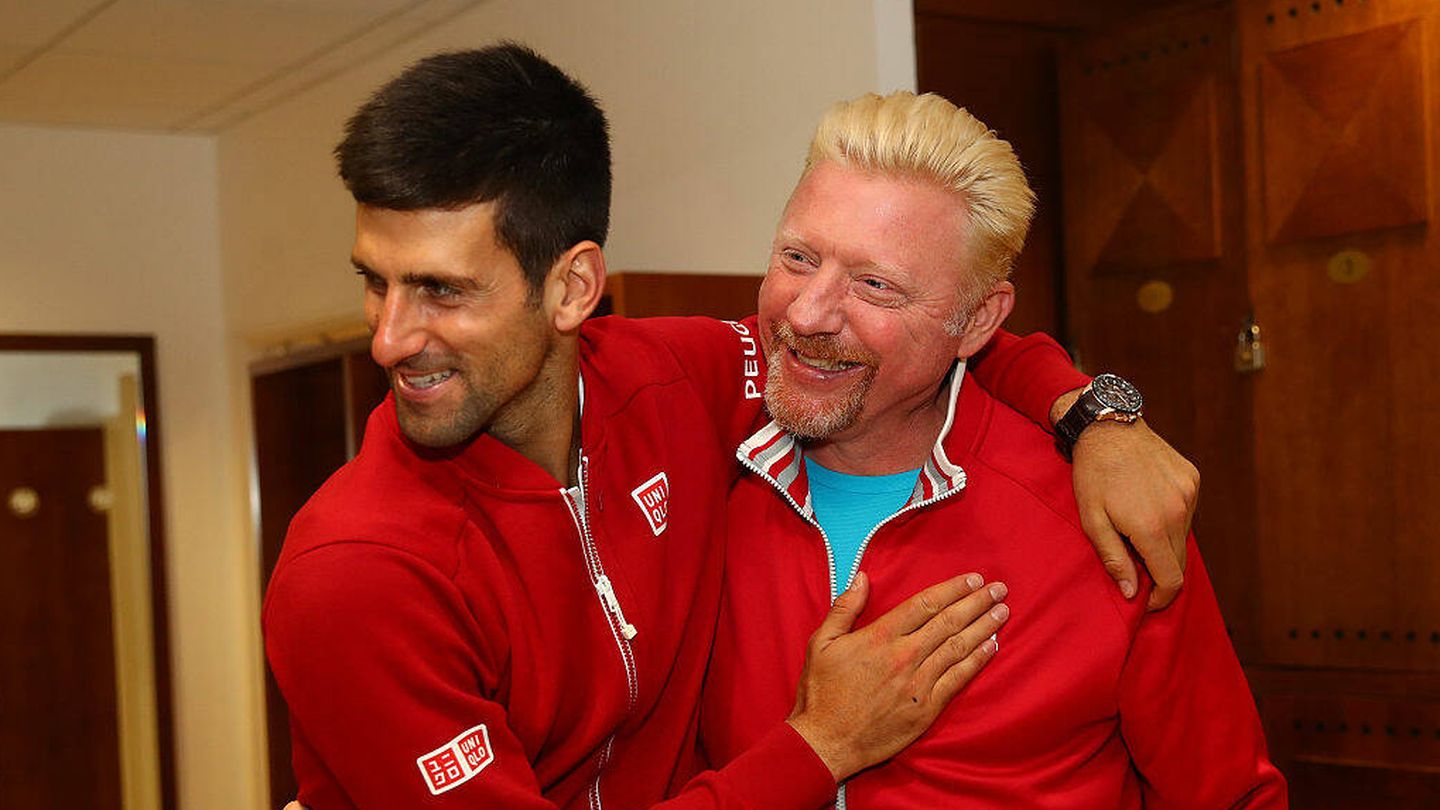Becker, junto a Djokovic en una imagen de archivo. (Getty/Clive Brunskill)