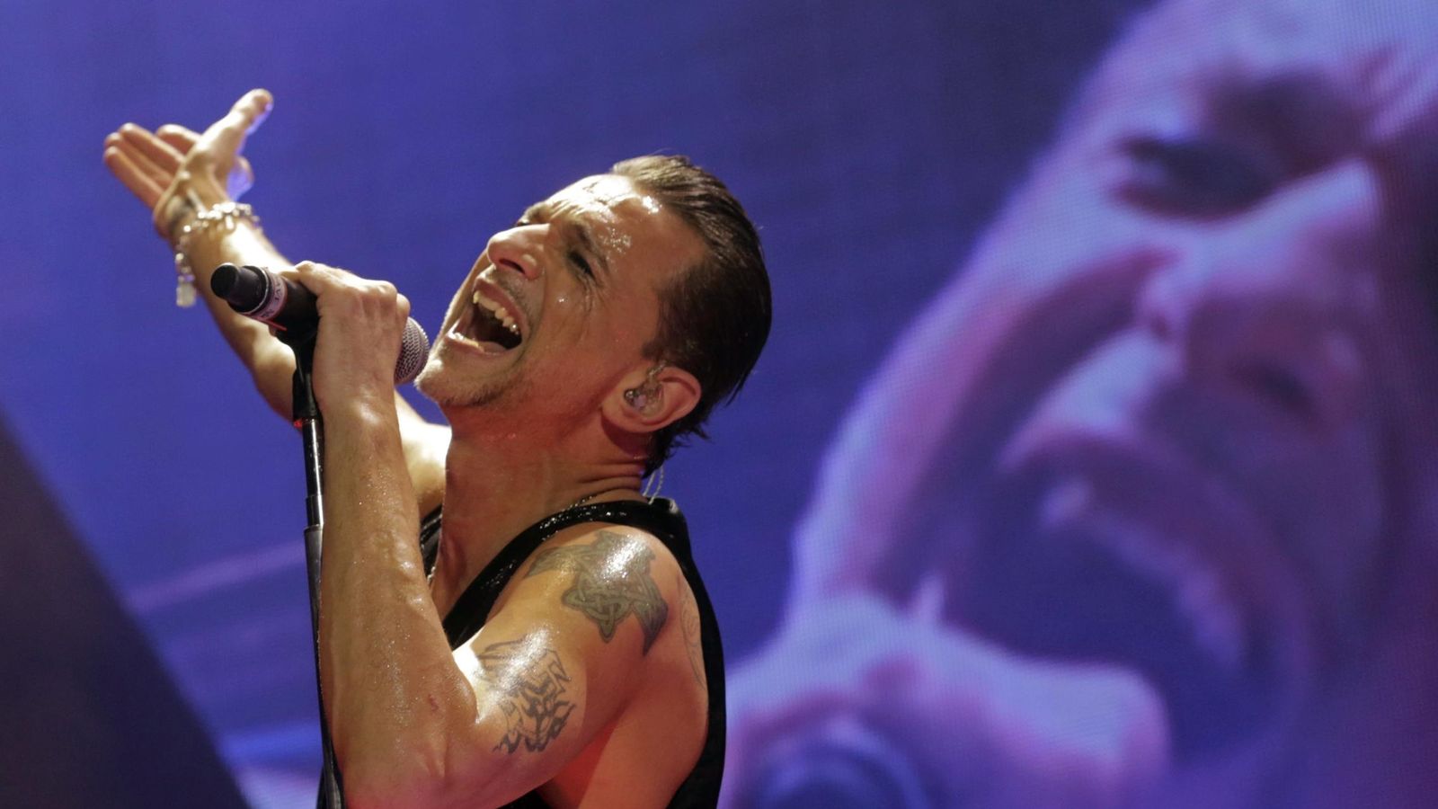 Foto: El cantante Dave Gahan en directo en 2014 (Reuters)