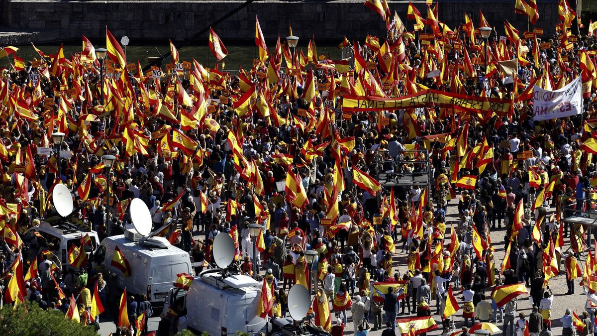 Manifestación contra Pedro Sánchez en Madrid: horario y recorrido de la marcha 
