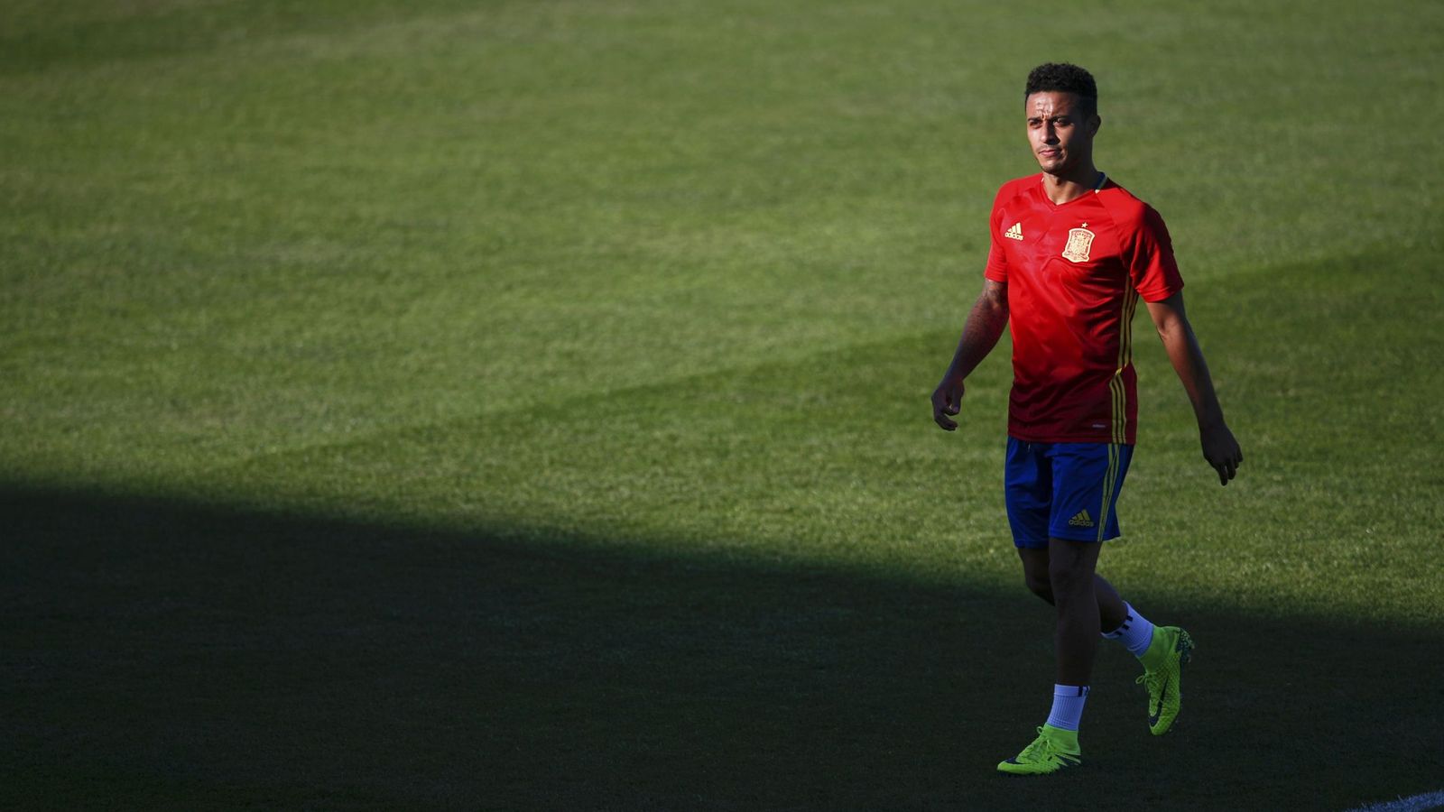 Foto: Thiago debe ser una referencia de la Selección (Albert Gea/Reuters).
