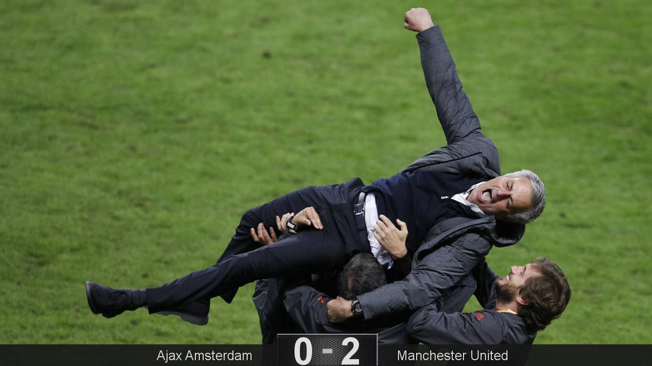 Foto: Mourinho gana su segundo título de Europa League. (Reuters)
