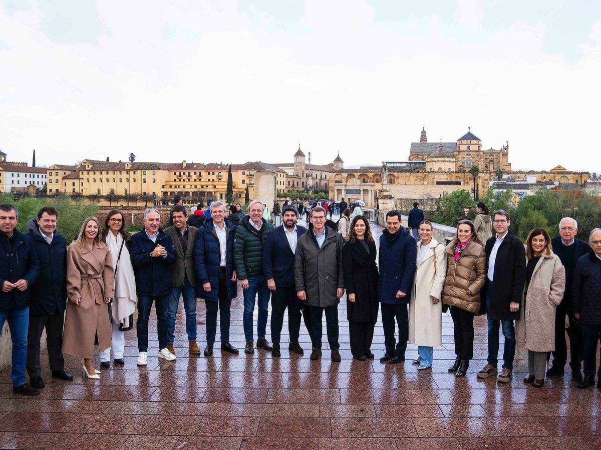 Foto: Feijóo y sus presidentes autonómicos se reúnen en Córdoba. (Cedida)