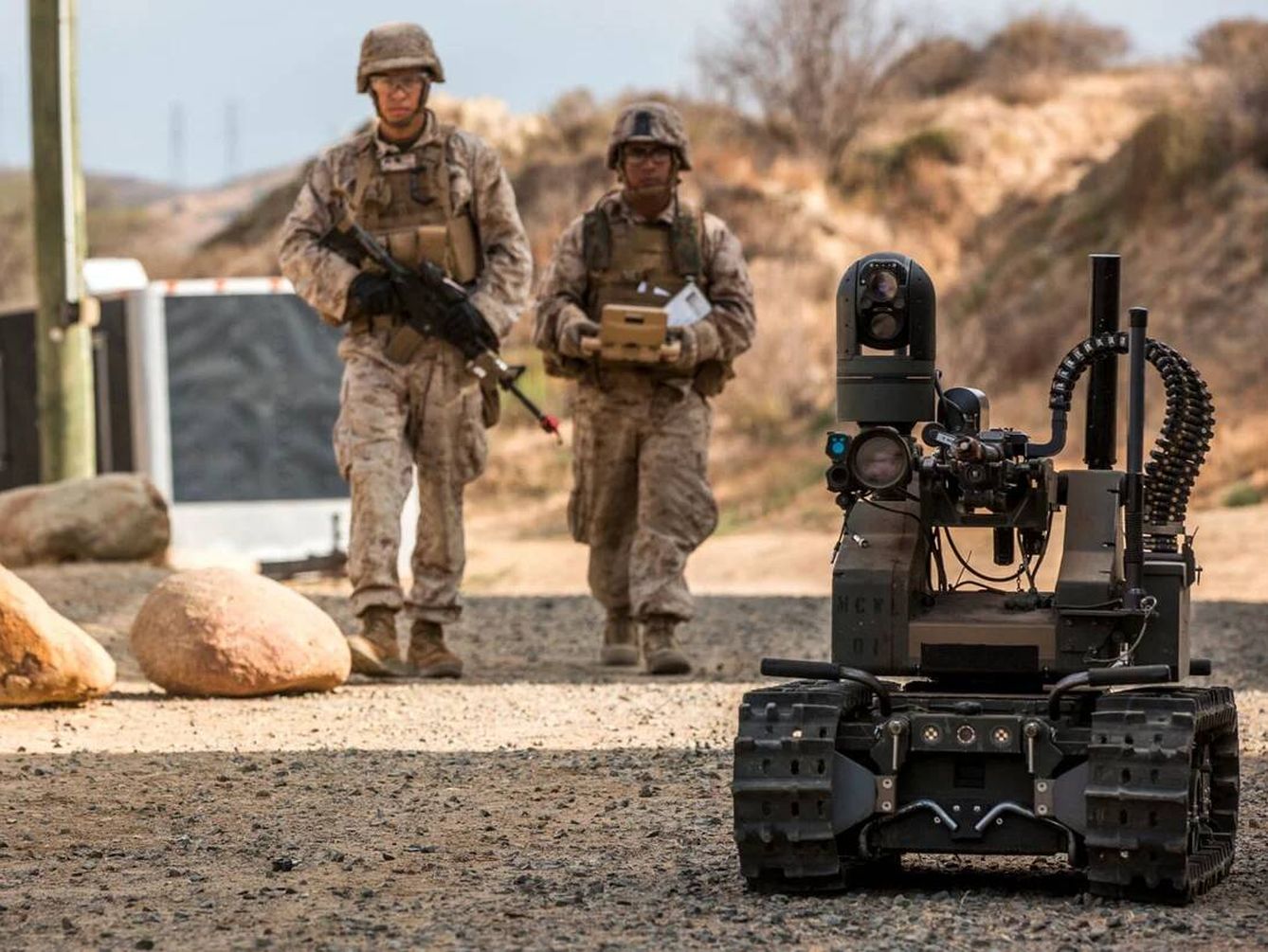 La colaboración entre tropas y vehículos no tripulados va a más. (US Army)