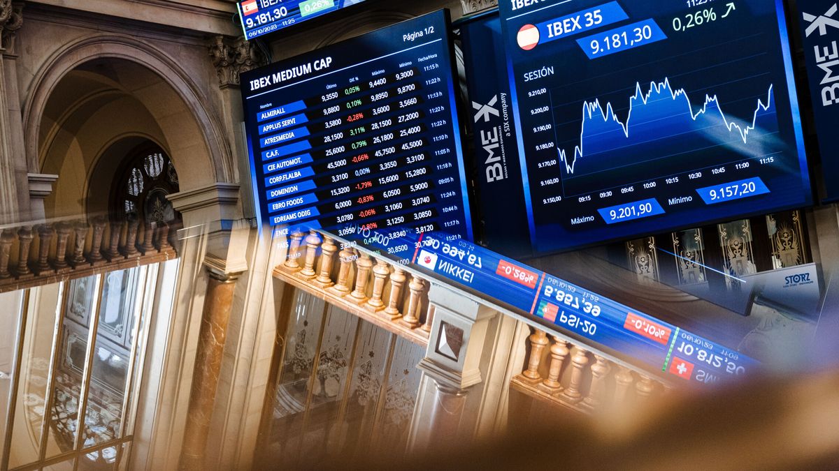 Bolsa e Ibex 35, en directo | Wall Street extiende su caída tras el inesperado dato de PIB de EEUU