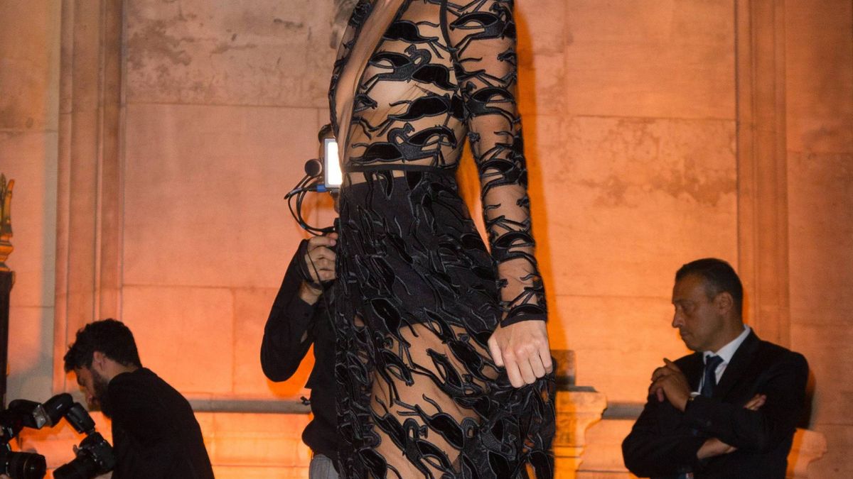 Todo lo que debes saber del vestido transparente de Kendall Jenner en París