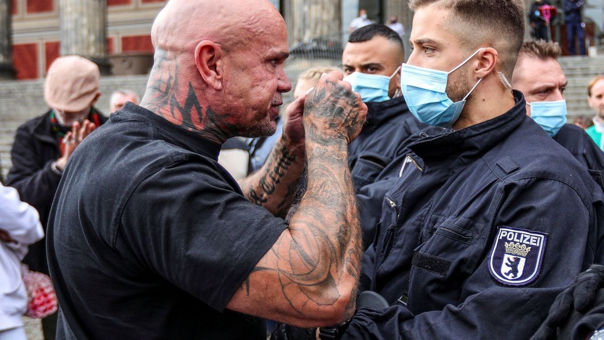 Heridos 18 policías en una protesta en Berlín contra las medidas de restricción