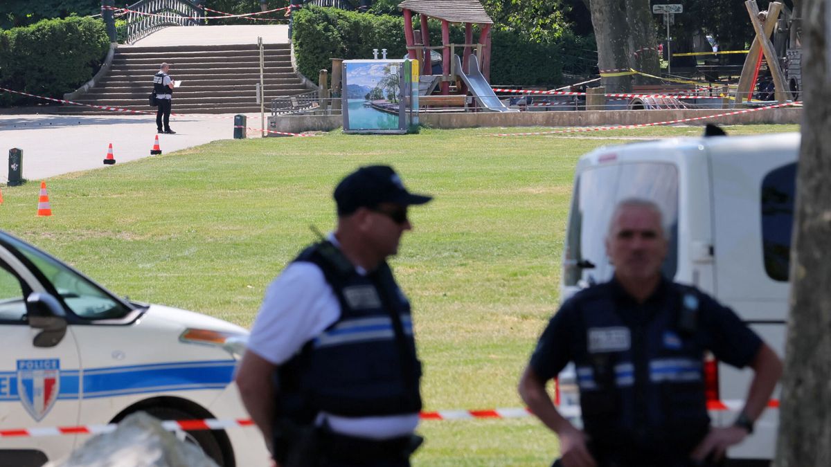 Heridos cuatro niños y dos adultos en Francia en un ataque con arma blanca 